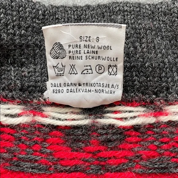 EUC Dale of Norway Haukeli Sweater Red Gray White Wool Size Unisex Small (S) - Picture 6 of 15